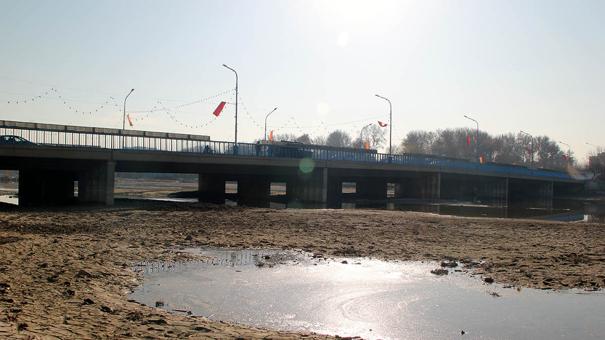 Azar Bridge