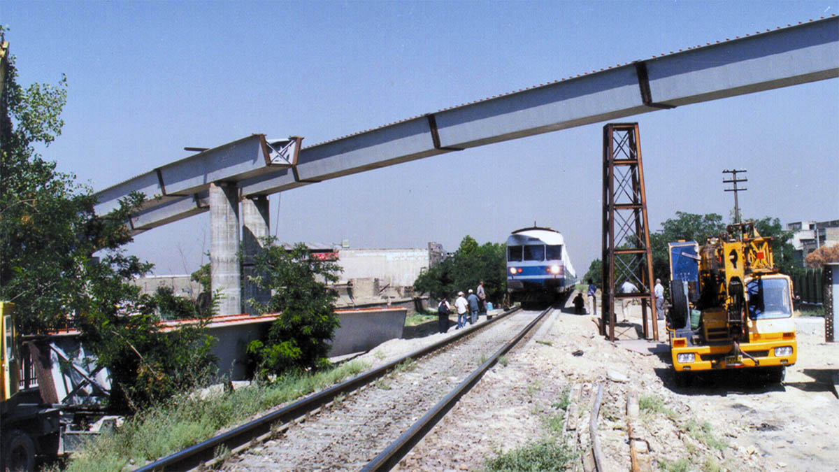 Imamzadeh Hassan Bridge