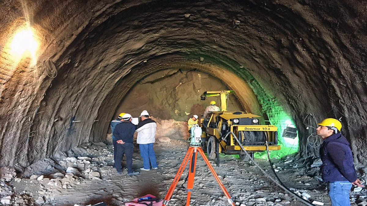 Kermanshah- Khosravi Railway Tunnels