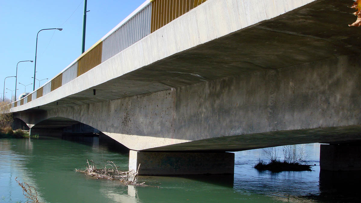 Falavarjan Bridge