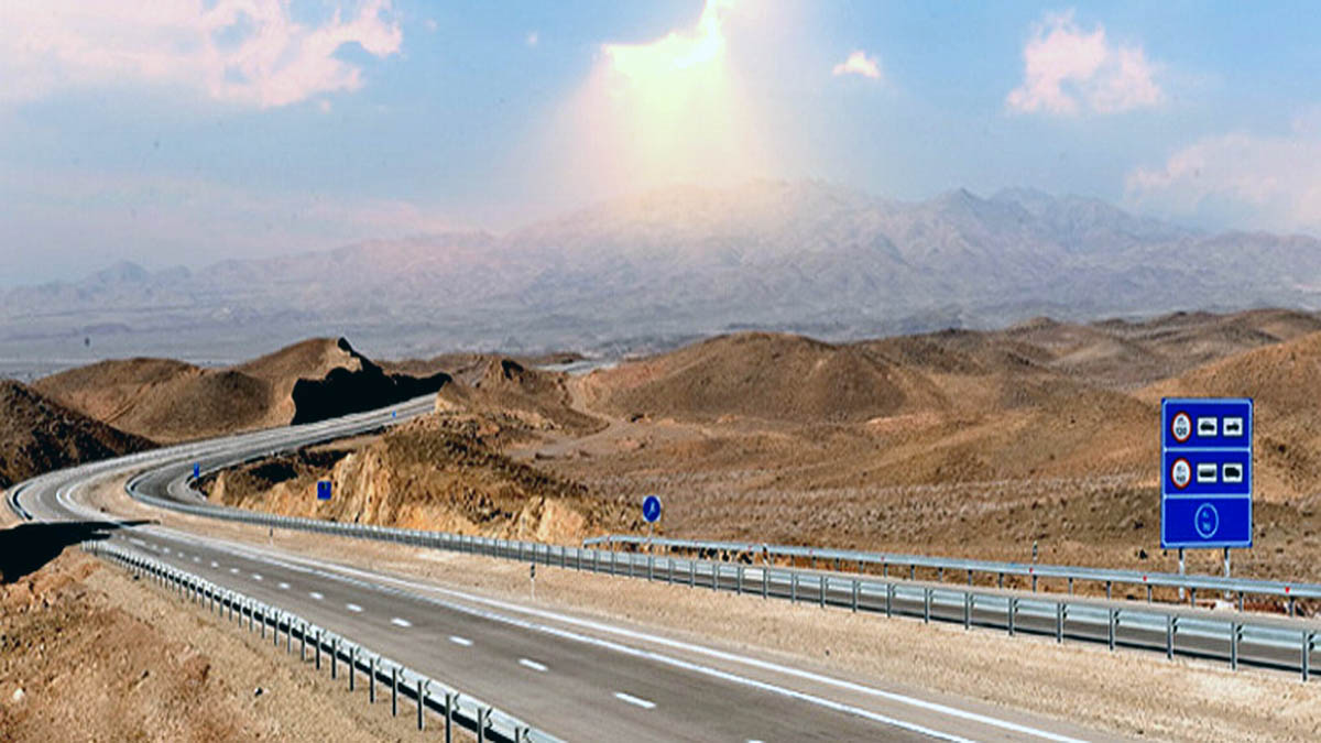 Saveh- Hamedan Freeway