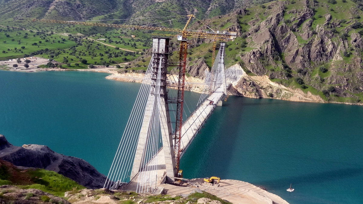 Sebalootak Bridge