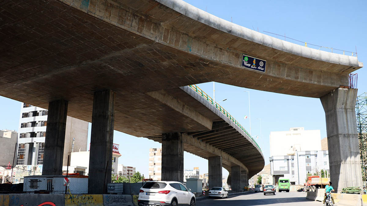 Shariati Arak Bridge