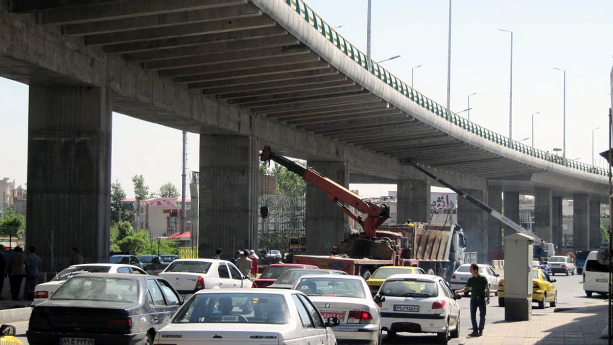 Shariati Arak Bridge