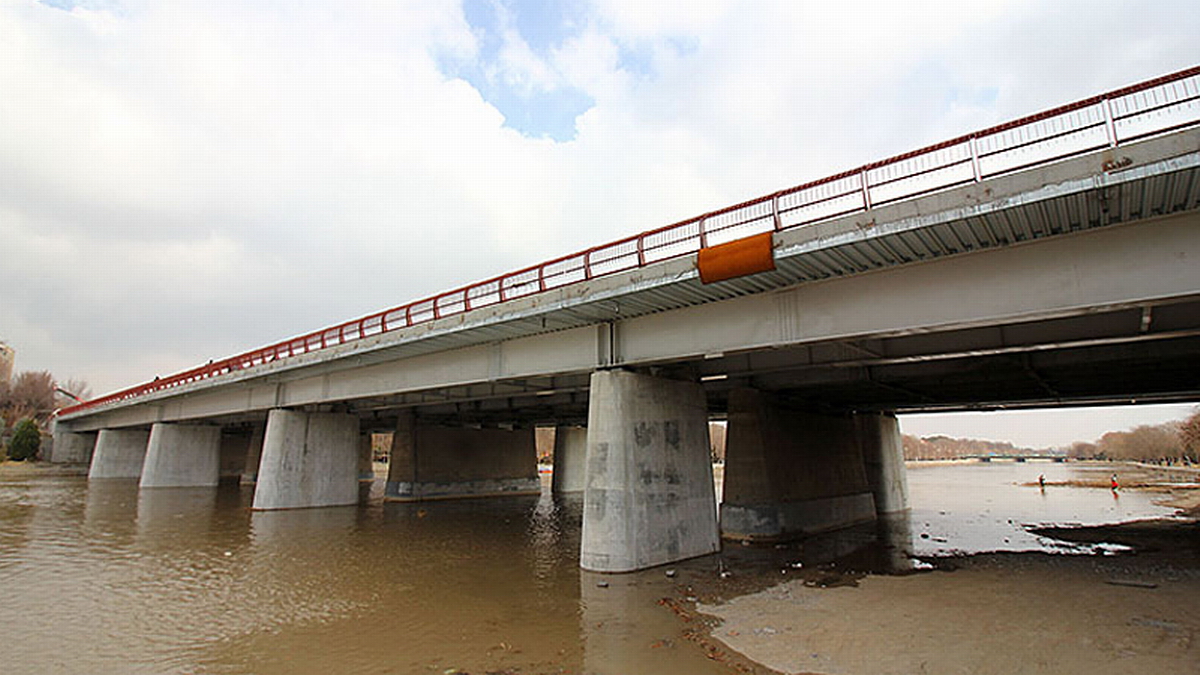 Widening Felezzi Bridge