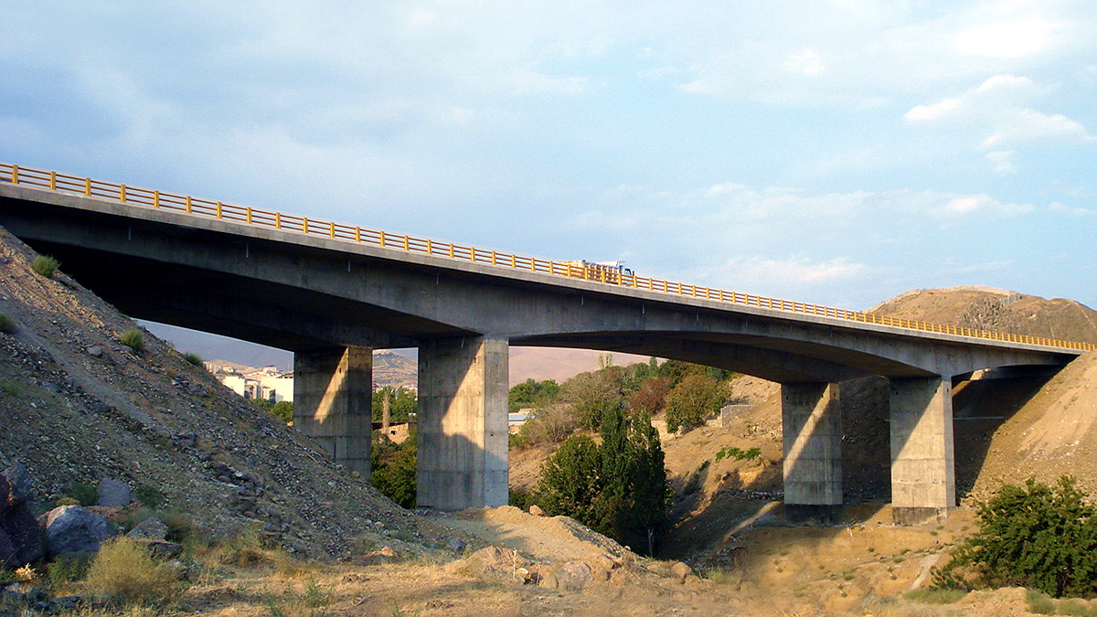 Ah River Bridge 